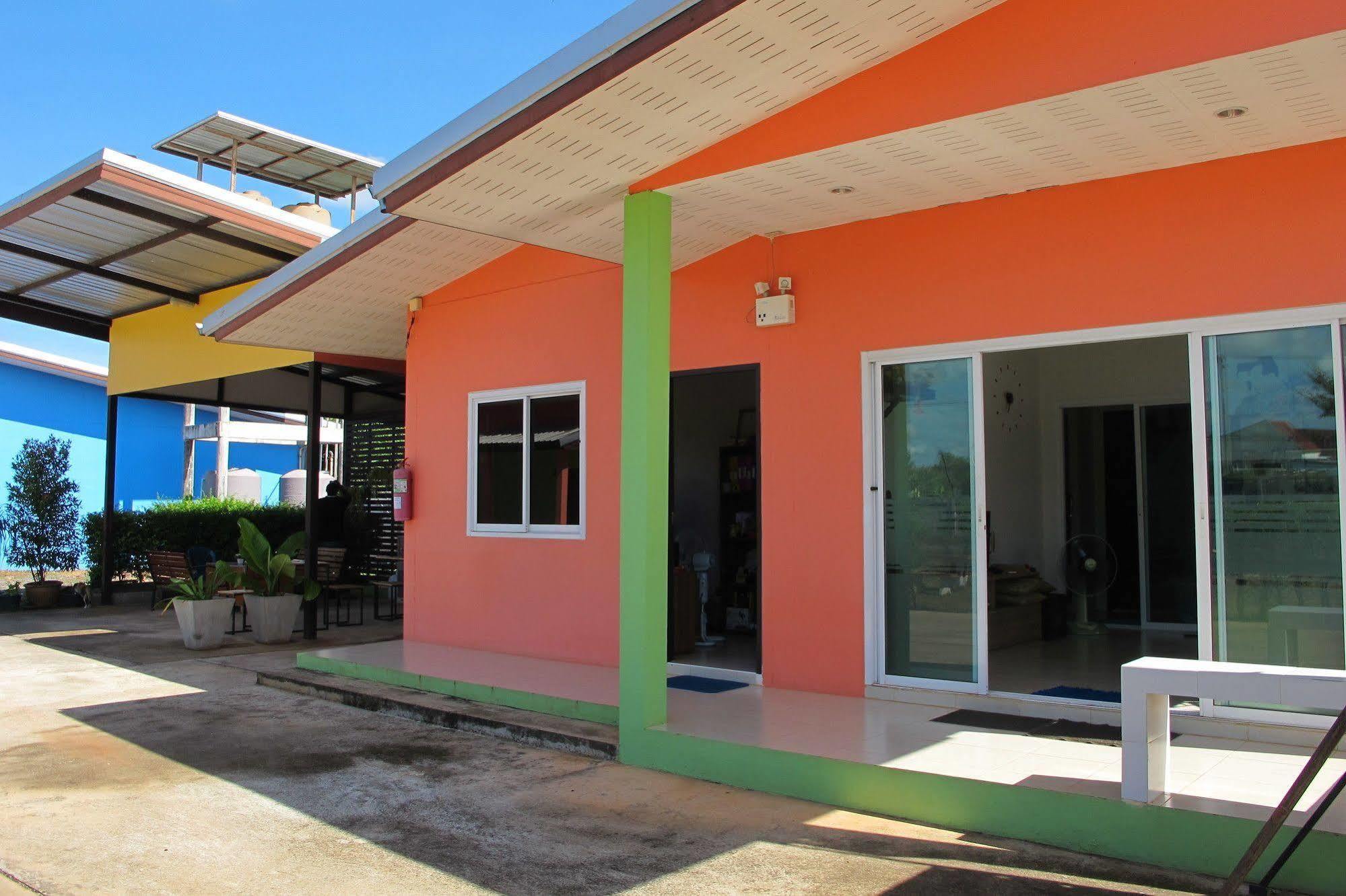 Tongmai Resort Surat Thani Exterior foto