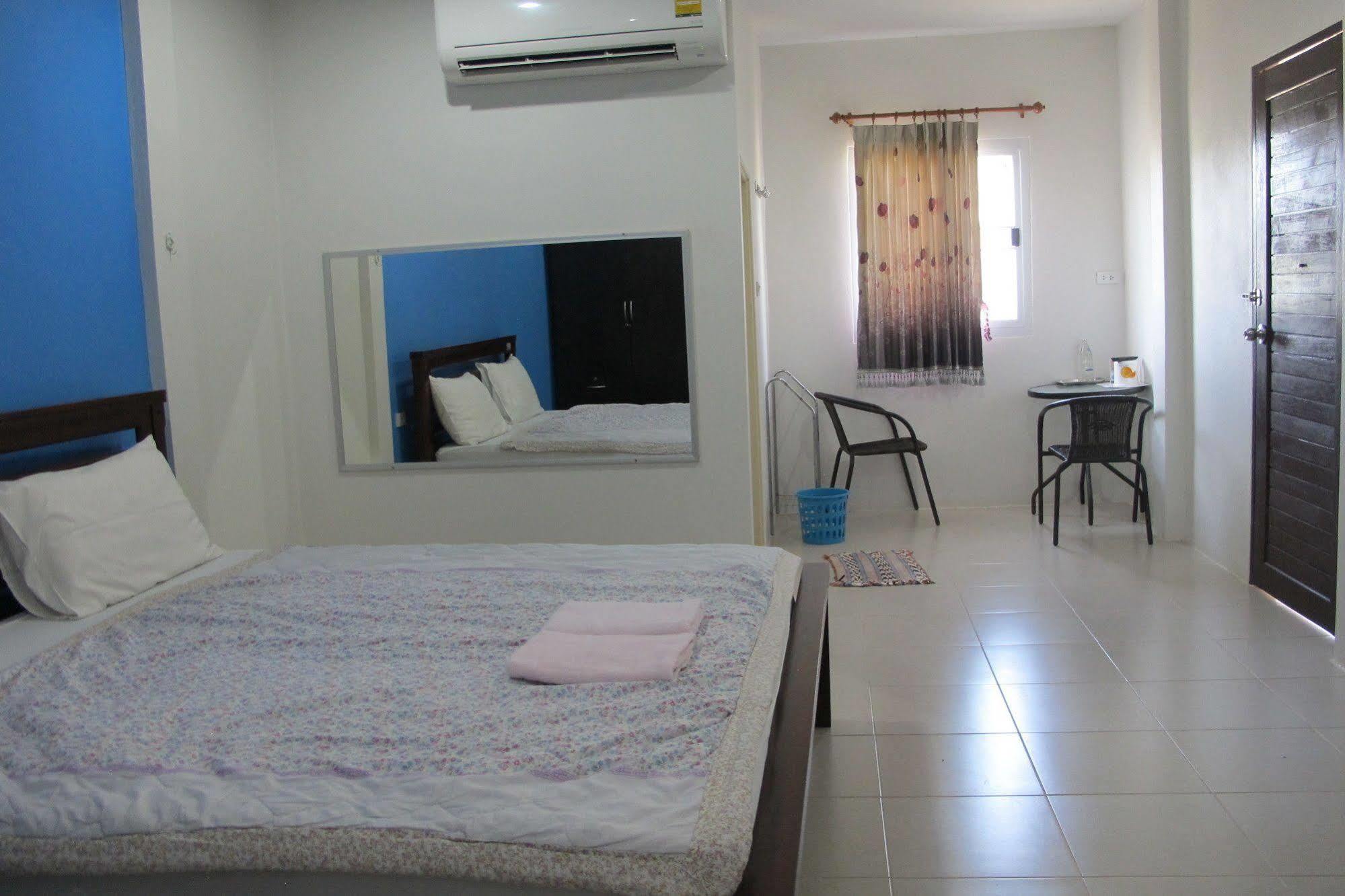 Tongmai Resort Surat Thani Exterior foto